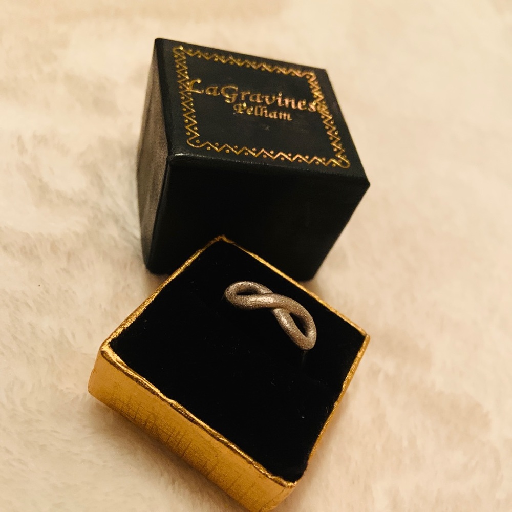 Sterling Silver Infinity Ring - Picture 2 of 3
